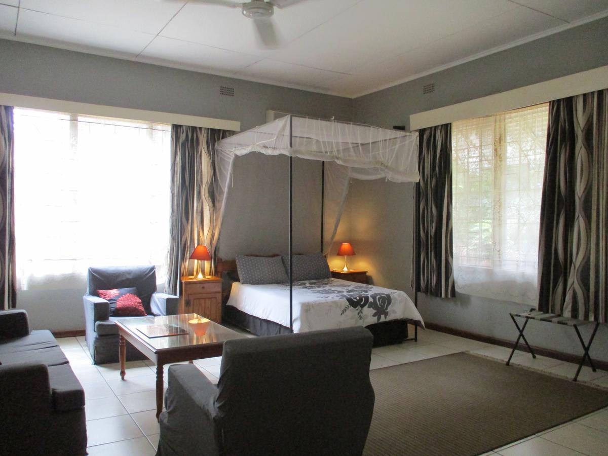 Cluny Lodge Lilongwe Esterno foto